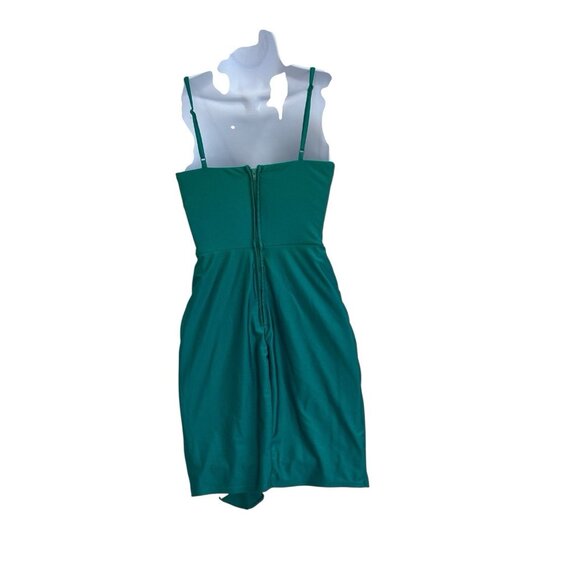 City Studio Emerald Green Ruffle Bodycon Dress Spaghetti Strap Size 1/2 - Picture 4 of 6